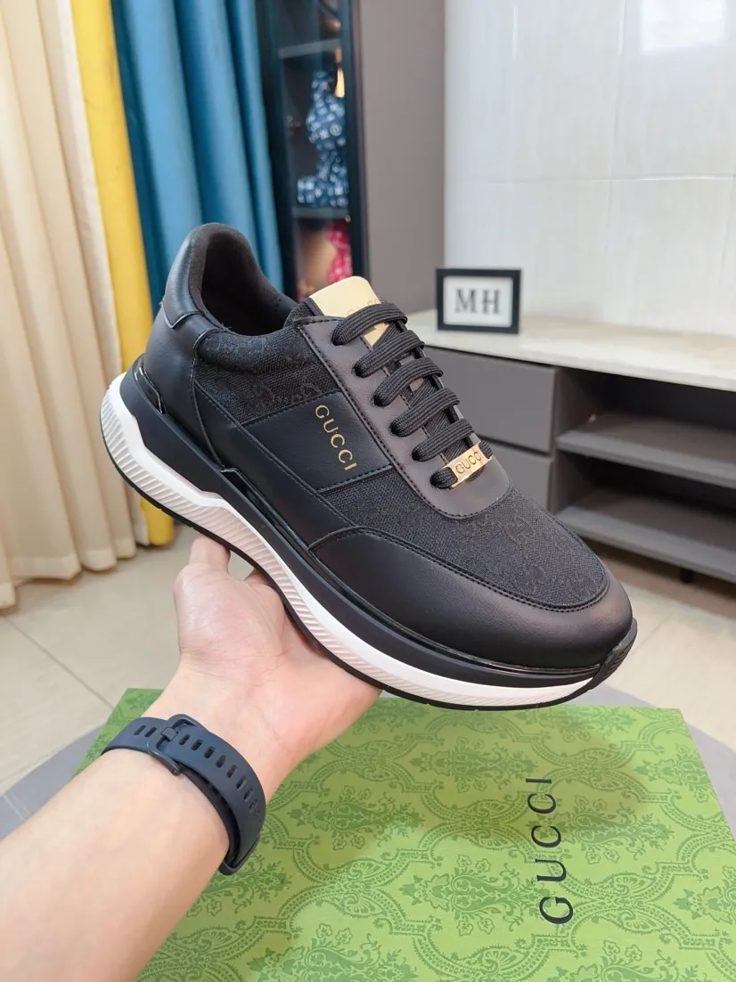 Men's shoes 💰458🌹🌹[GUCCI] Gucci's new lace-up casual men's shoes are on the market first, and the materials and workmanship are superior to all versions on the market. The highest quality shipped first-layer cowhide with imported original perforated materials➕Genuine leather lining, privately molded soft outsole, high foot comfort, imported special materials highlight the brand's unique charm, high-end customization 38-44